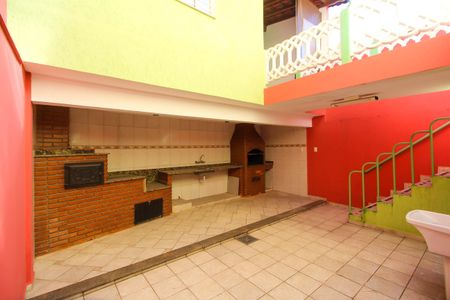 Casa à venda com 250m², 3 quartos e 3 vagasÁrea Externa