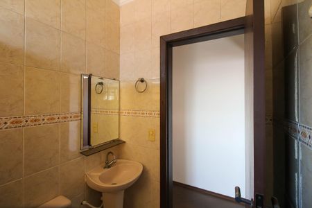 Casa à venda com 250m², 3 quartos e 3 vagasBanheiro Social