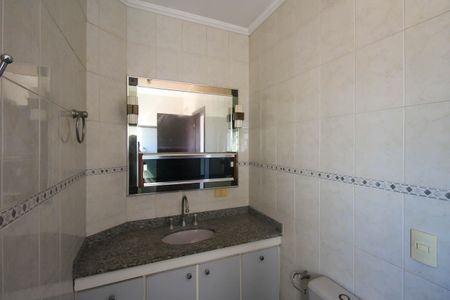 Casa à venda com 250m², 3 quartos e 3 vagasBanheiro da Suíte