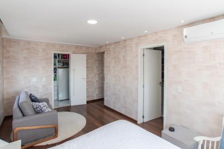 Apartamento à venda com 115m², 2 quartos e 2 vagasSuíte 1