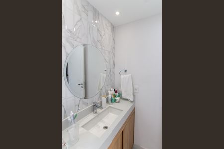 Apartamento à venda com 115m², 2 quartos e 2 vagasBanheiro da Suíte 1