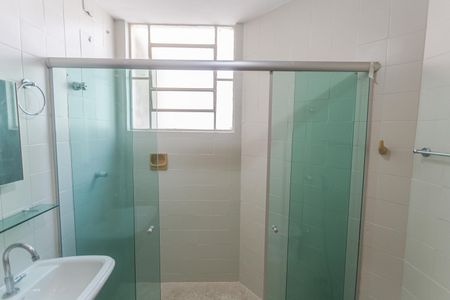 Apartamento à venda com 81m², 3 quartos e 1 vagaBanheiro Social