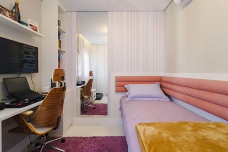 Apartamento à venda com 89m², 2 quartos e 2 vagasQuarto 