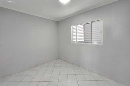 Casa à venda com 140m², 2 quartos e 4 vagasQuarto 2