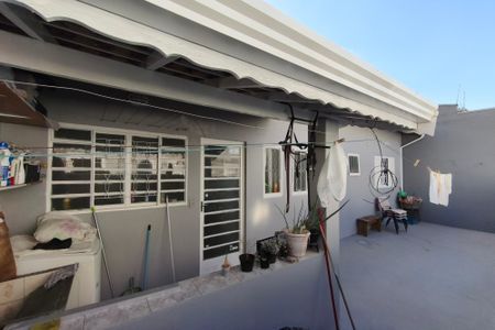 Casa à venda com 140m², 2 quartos e 4 vagasQuintal