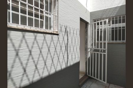 Casa para alugar com 100m², 3 quartos e 1 vaga Casa para alugar com 100m², 3 quartos e 1 vagaÁrea de Serviço