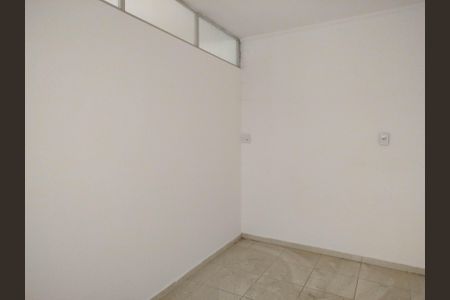 Casa para alugar com 100m², 3 quartos e 1 vaga Casa para alugar com 100m², 3 quartos e 1 vagaSala