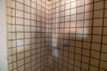 Casa para alugar com 1002m², 4 quartos e 6 vagasBanheiro de serviço