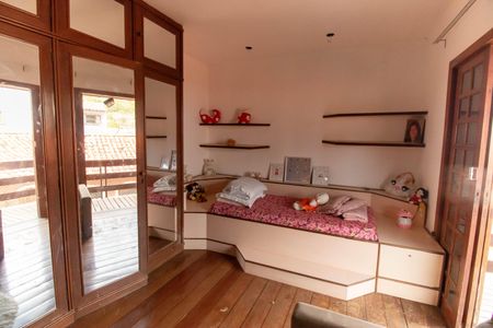 Casa para alugar com 1002m², 4 quartos e 6 vagasSuíte 2