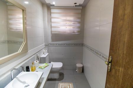 Casa para alugar com 1002m², 4 quartos e 6 vagasLavabo