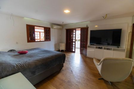 Casa para alugar com 1002m², 4 quartos e 6 vagasSuíte 4