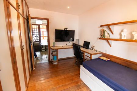 Casa para alugar com 1002m², 4 quartos e 6 vagasSuíte 3