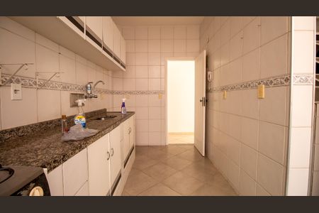 Apartamento à venda com 68m², 2 quartos e 1 vagaCozinha
