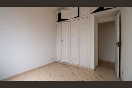 Apartamento à venda com 68m², 2 quartos e 1 vagaQuarto 2