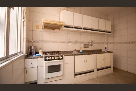 Apartamento à venda com 68m², 2 quartos e 1 vagaCozinha