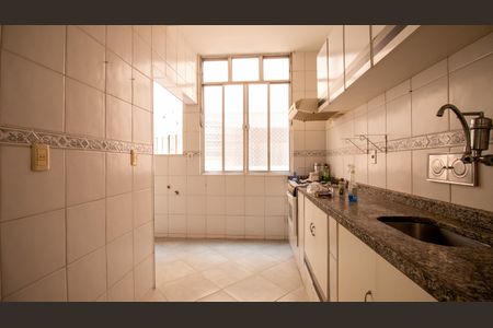 Apartamento à venda com 68m², 2 quartos e 1 vagaCozinha