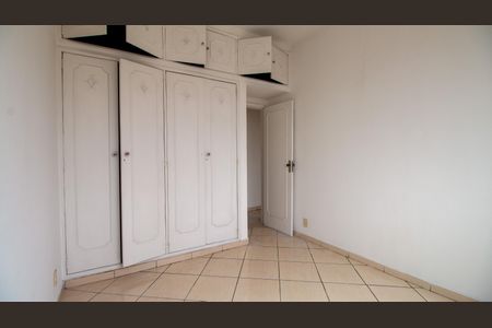 Apartamento à venda com 68m², 2 quartos e 1 vagaQuarto 2