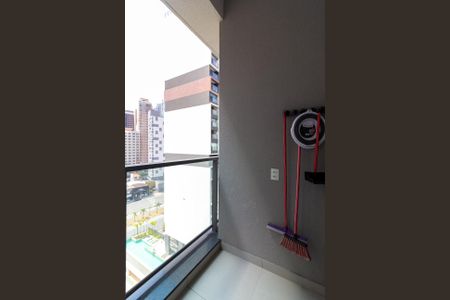 Studio à venda com 26m², 1 quarto e sem vaga Studio à venda com 26m², 1 quarto e sem vagaVaranda