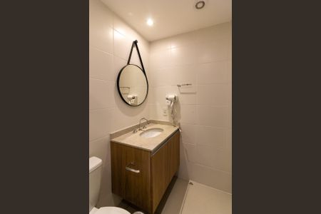 Studio à venda com 26m², 1 quarto e sem vaga Studio à venda com 26m², 1 quarto e sem vagaBanheiro