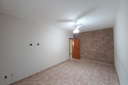 Casa para alugar com 150m², 3 quartos e 1 vagaSala