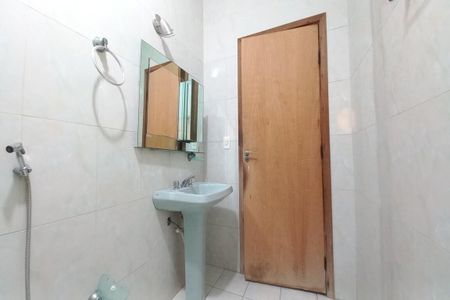 Casa para alugar com 150m², 3 quartos e 1 vagaBanheiro