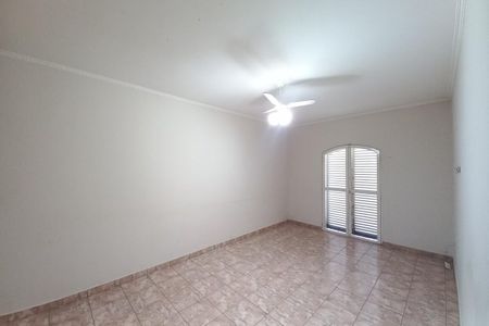Casa para alugar com 150m², 3 quartos e 1 vagaSala