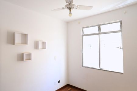 Apartamento à venda com 96m², 3 quartos e 1 vagaQuarto 2