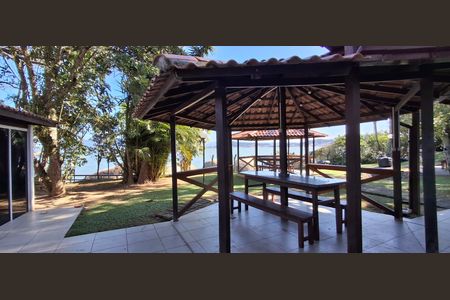 Apartamento para alugar com 174m², 3 quartos e 2 vagas Apartamento para alugar com 174m², 3 quartos e 2 vagasÁrea comum - Churrasqueira