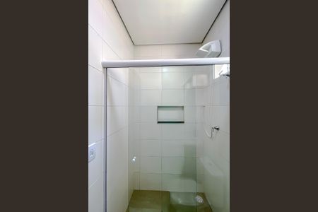 Banheiro de apartamento para alugar com 1 quarto, 50m² em Vila Prudente, São Paulo