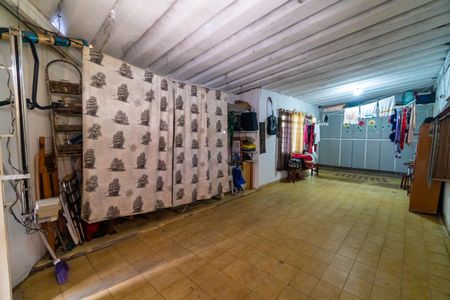 Casa à venda com 180m², 3 quartos e 2 vagas Casa à venda com 180m², 3 quartos e 2 vagasGaragem 1