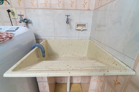 Casa à venda com 180m², 3 quartos e 2 vagas Casa à venda com 180m², 3 quartos e 2 vagasLavanderia Detalhe