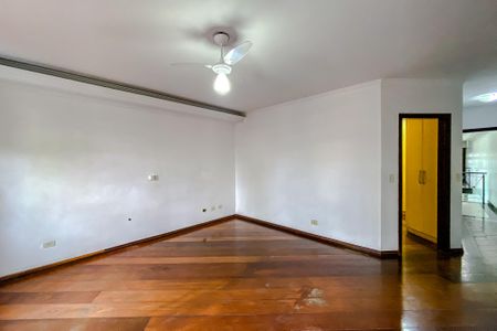 Casa para alugar com 600m², 4 quartos e 8 vagasSuíte 3