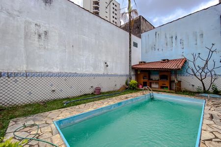 Casa para alugar com 600m², 4 quartos e 8 vagasÁrea comum - Piscina
