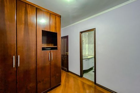 Casa para alugar com 600m², 4 quartos e 8 vagasQuarto de Serviço
