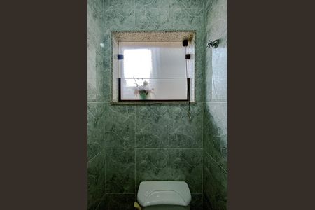 Casa para alugar com 600m², 4 quartos e 8 vagasLavabo