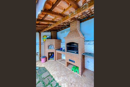 Casa para alugar com 600m², 4 quartos e 8 vagasÁrea comum - Churrasqueira