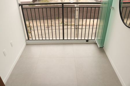 Apartamento para alugar com 62m², 2 quartos e 1 vagaVaranda