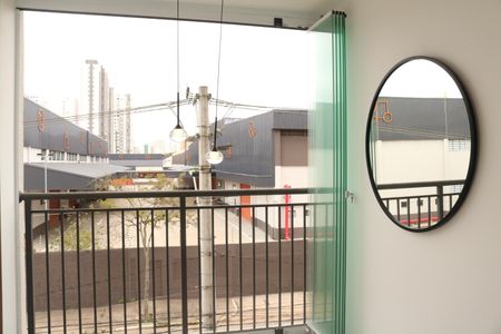 Apartamento para alugar com 62m², 2 quartos e 1 vagaVaranda