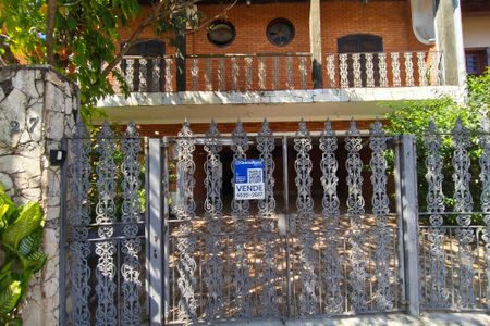 Casa à venda com 500m², 5 quartos e 6 vagasFachada