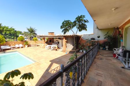 Casa à venda com 500m², 5 quartos e 6 vagasQuintal