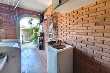 Casa à venda com 500m², 5 quartos e 6 vagasÁrea de Serviço