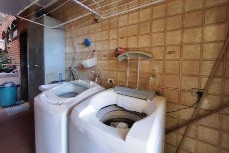 Casa à venda com 500m², 5 quartos e 6 vagasÁrea de Serviço