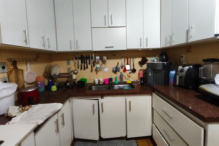 Casa à venda com 500m², 5 quartos e 6 vagasCozinha