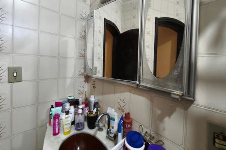 Casa à venda com 500m², 5 quartos e 6 vagasBanheiro da Suíte 3