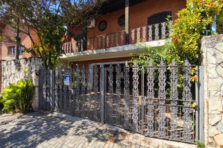 Casa à venda com 500m², 5 quartos e 6 vagasFachada