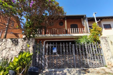 Casa à venda com 500m², 5 quartos e 6 vagasPlaca