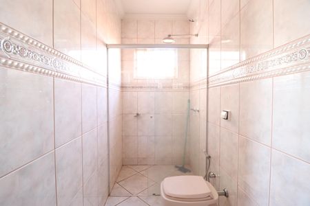 Casa para alugar com 340m², 5 quartos e 5 vagasBanheiro da Suíte 1