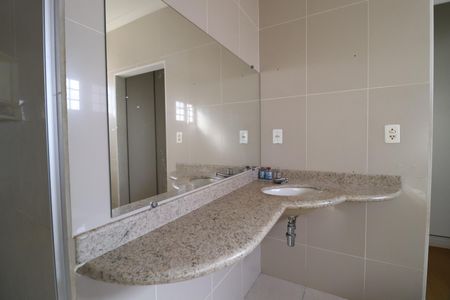 Casa para alugar com 340m², 5 quartos e 5 vagasBanheiro da Suíte 2