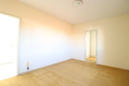 Casa para alugar com 340m², 5 quartos e 5 vagasSuíte 2