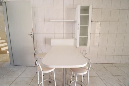 Casa para alugar com 340m², 5 quartos e 5 vagasCozinha